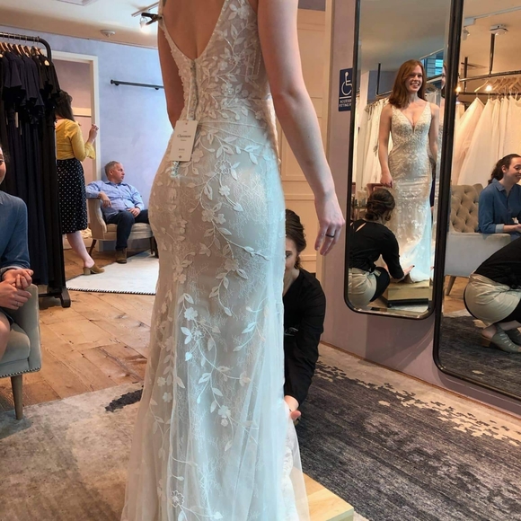 Wedding dress never worn!